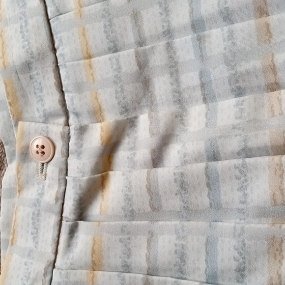 Vintage ILGWU small (?) checked pleated skirt - Picture 7 of 9